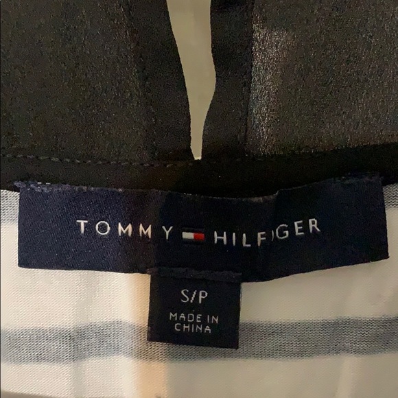 Tommy Hilfiger top - Picture 3 of 4